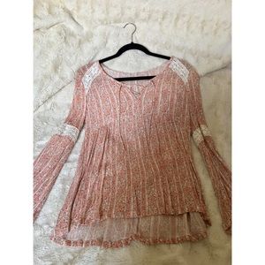 Floral Lace Hollister Top